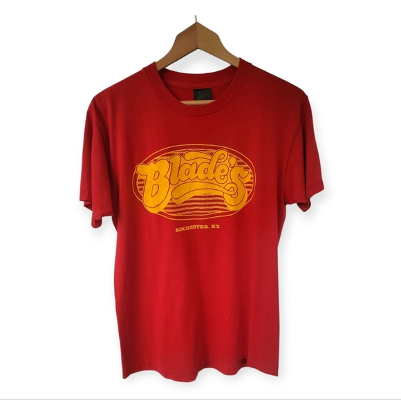 Vintage Other - Vintage 1985 Blade's Rochester N.Y. Red Bar Restaurant T- Shirt M/L